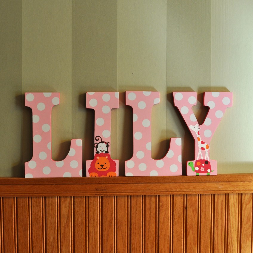 hand painted letters lily 2
