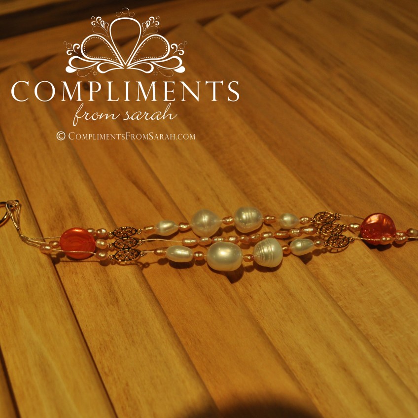 rose gold and pearl bracelet